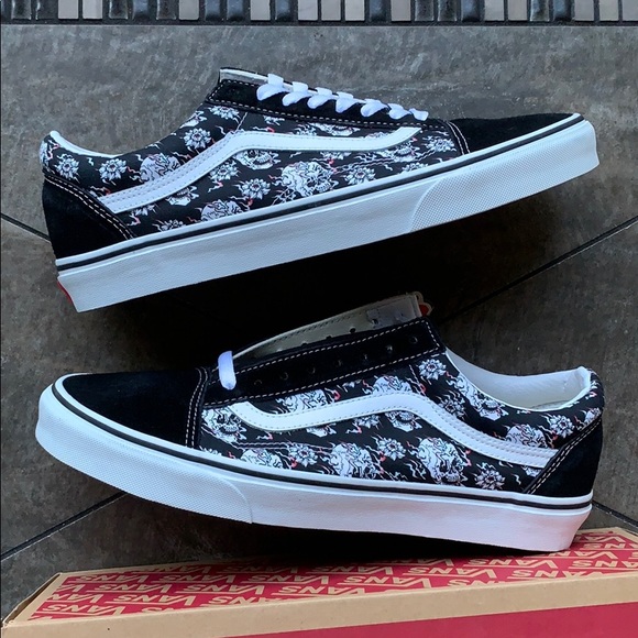 Vans Black and White Floral Sneakers Size 7 - Picture 15 of 16